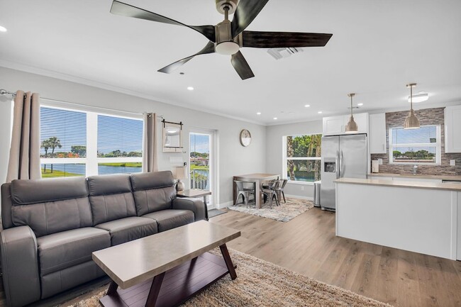 Building Photo - 388 Tuscany Ln