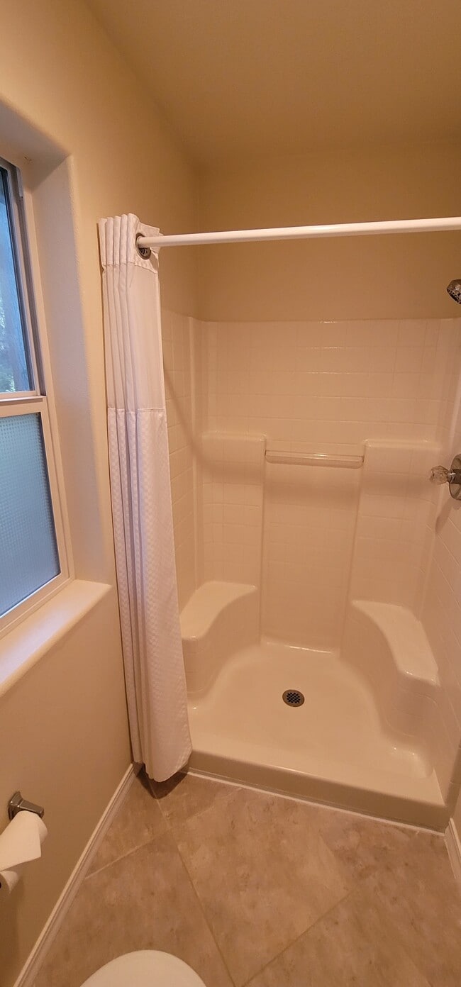 Building Photo - 15600 SW Talus Way