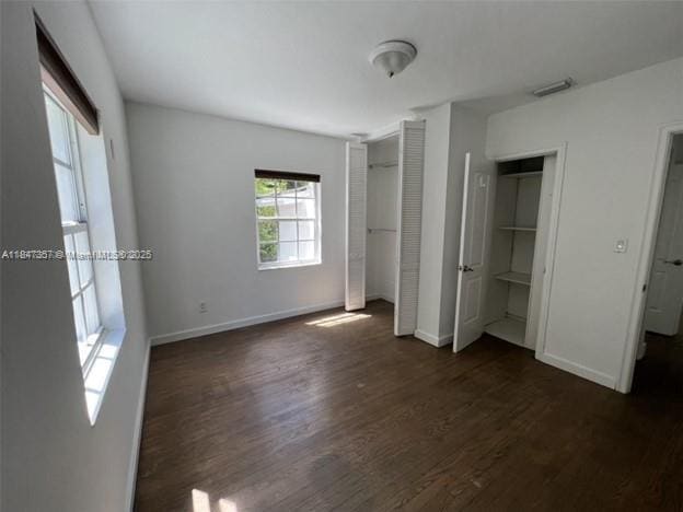 Building Photo - 2450 SW 19th Ave