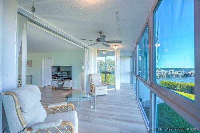 Building Photo - 2370 NE Ocean Blvd