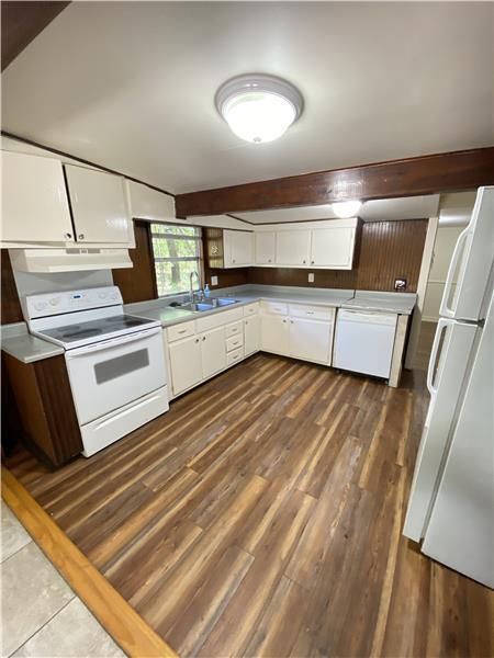 Building Photo - 220 Quacco Trail