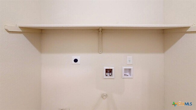 Building Photo - 5200 Lions Gate Ln