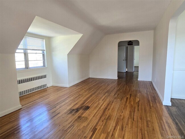 Building Photo - 130 Beech St