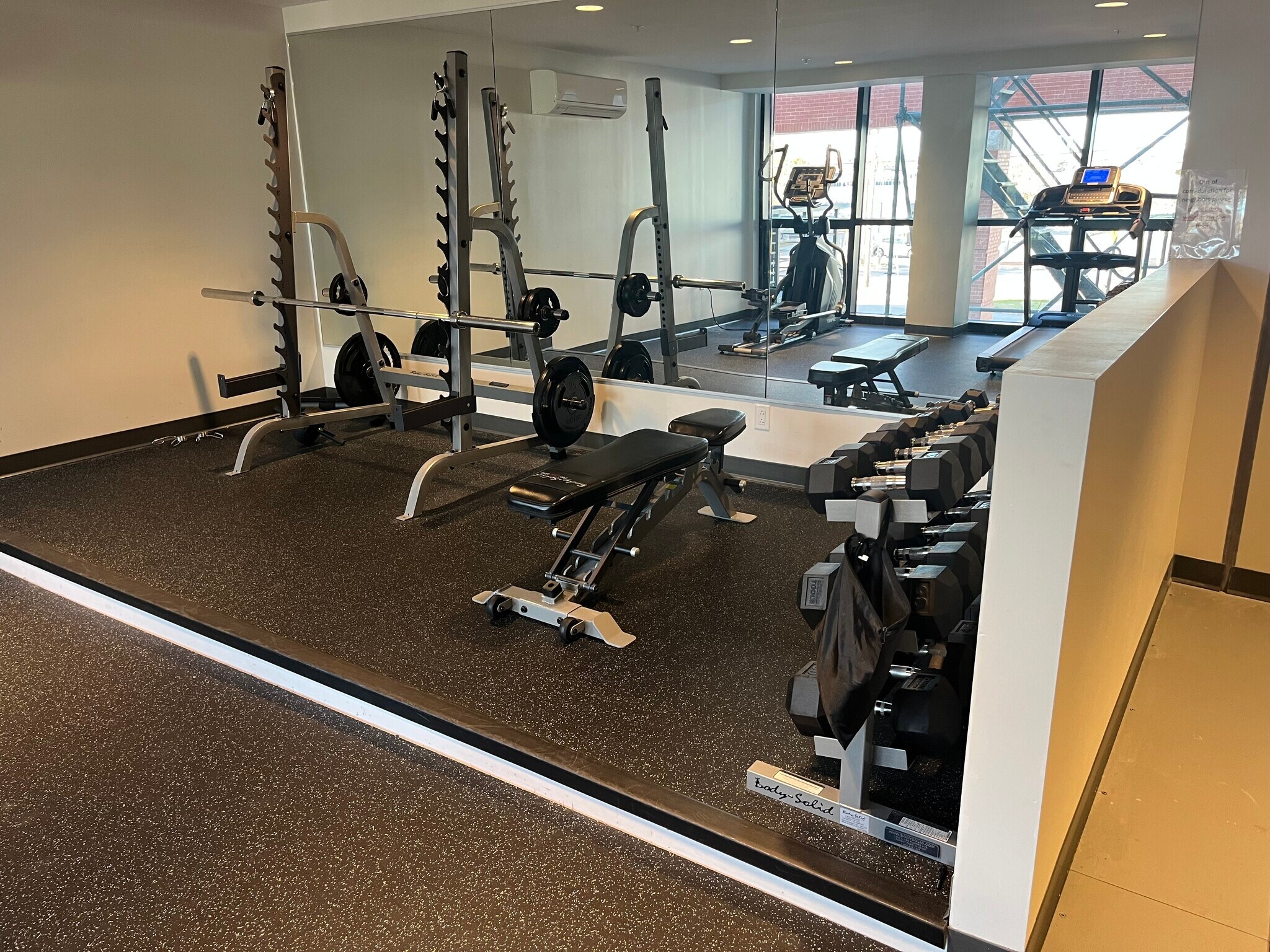 Building Photo - 383 Commercial St