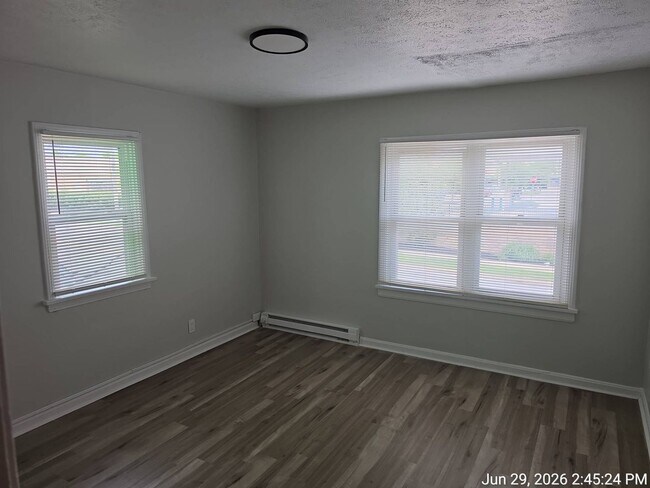 Building Photo - 4106 Lee Rd