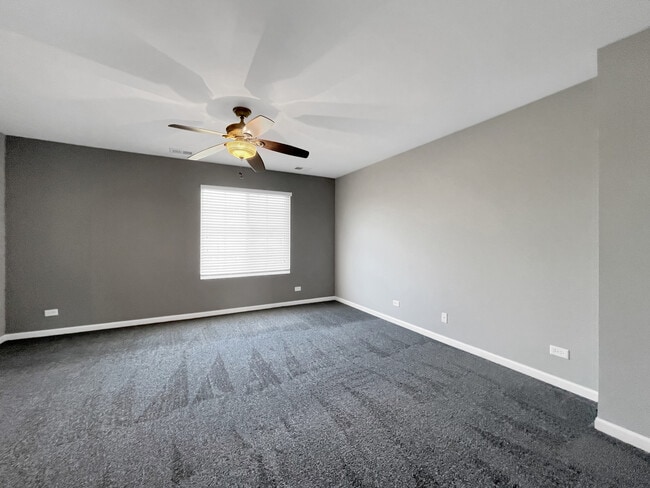 Building Photo - 3414 Cameron Dr