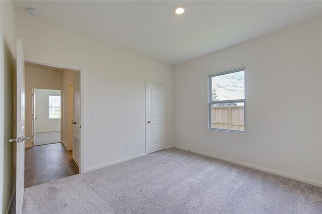 Building Photo - 5903 Grantgrala Dr