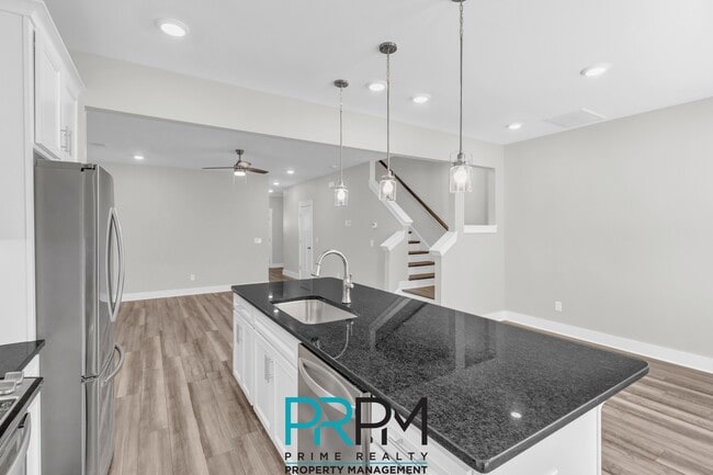 Building Photo - 64 Meteora Way