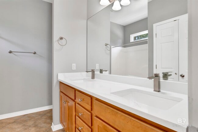 Building Photo - 2147 Henrietta Fulford Pl
