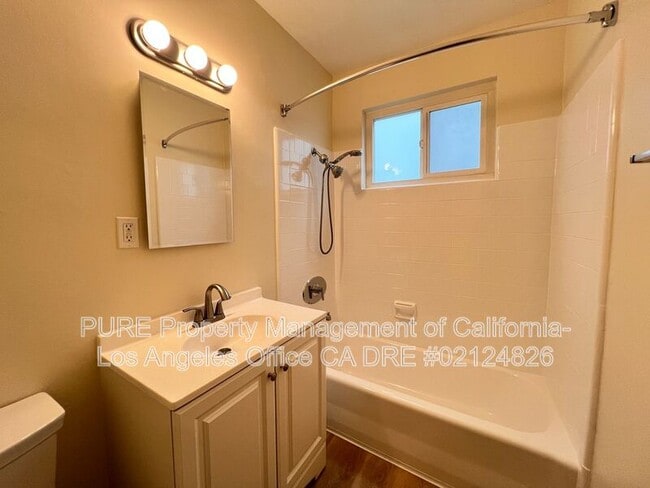 Building Photo - 4427 Murietta Ave