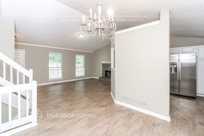 Building Photo - 7300 Hunters Ridge Dr