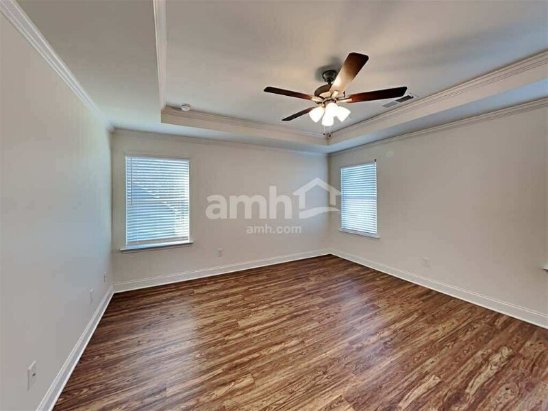 Building Photo - 50 Pointe Dr