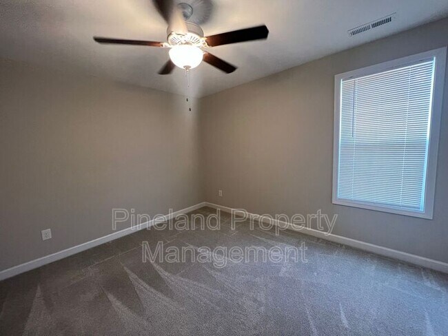 Building Photo - 388 Dundee Farm Rd