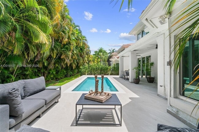 Building Photo - 4621 NW 93rd Doral Ct