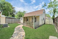 Building Photo - 7441 Evie Ln