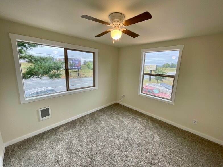 Building Photo - 17238 WA-536