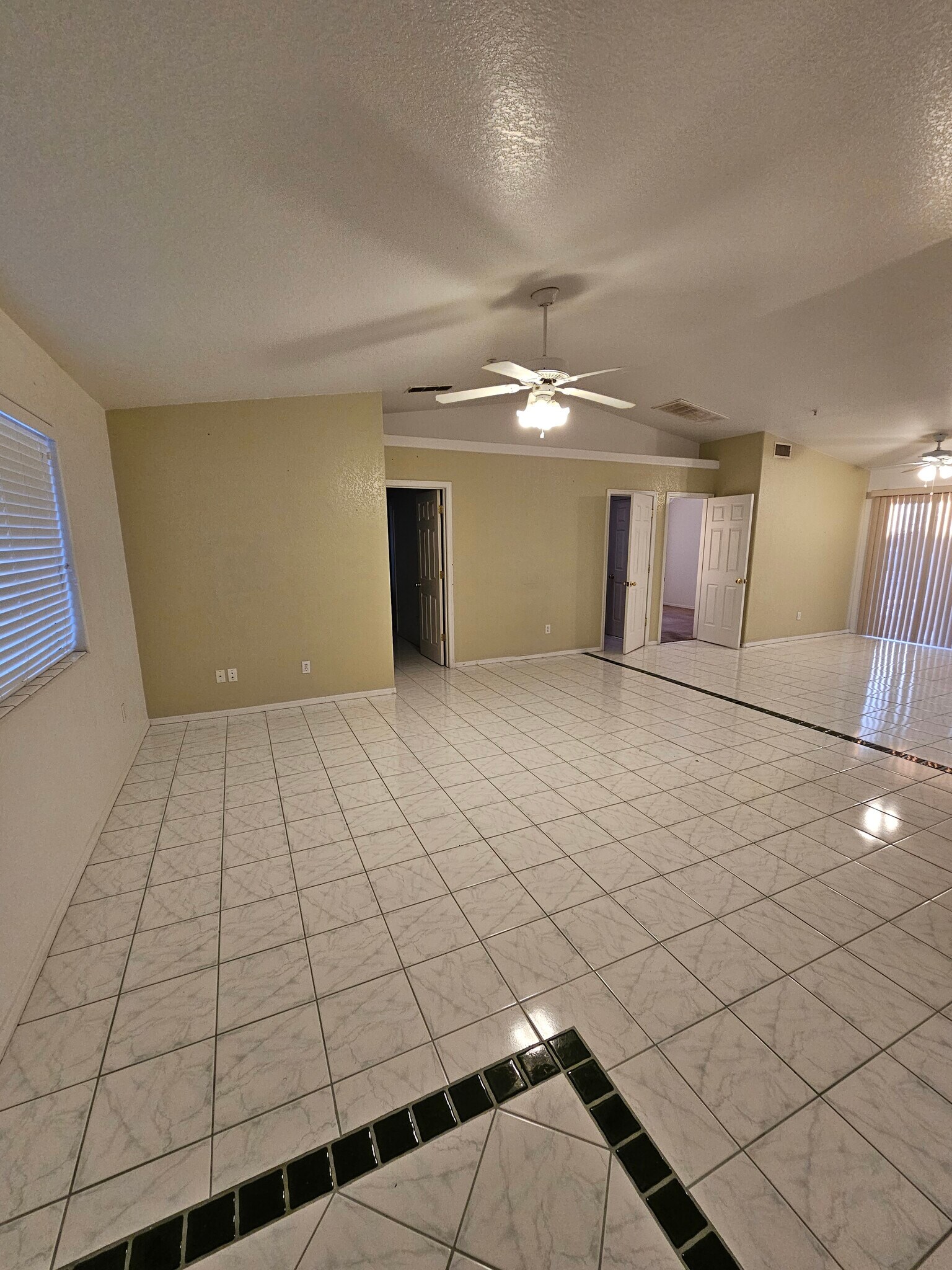 Building Photo - 3035 Kiowa Blvd N