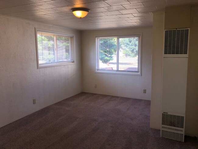 Building Photo - 2Bd/1Ba Renton House