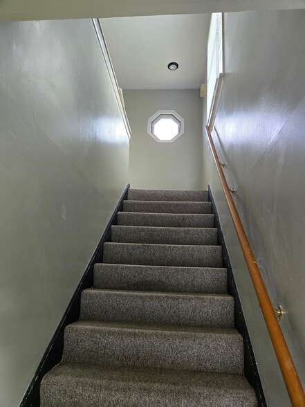 Building Photo - 100 Wyncote Ct