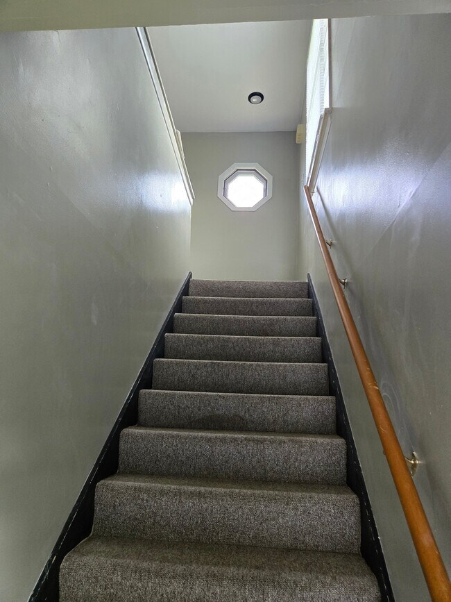 Building Photo - 100 Wyncote Ct