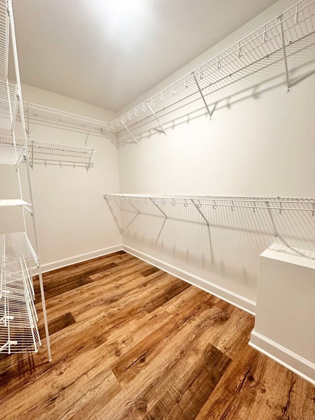 Building Photo - Brand New Townhouse for Rent in Congers Creek
