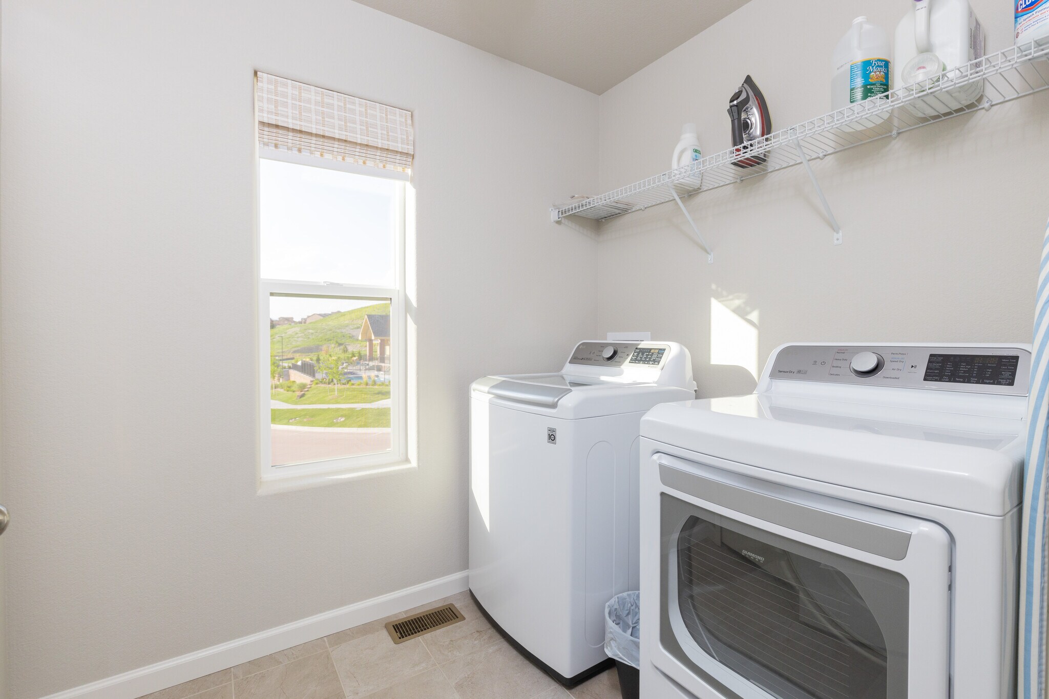 Building Photo - 2097 Birmingham Loop