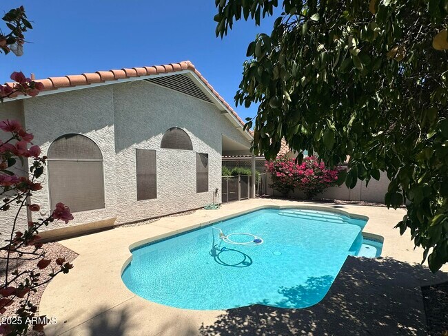 Building Photo - 8889 E Aster Dr