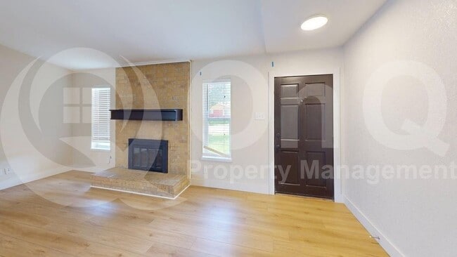 Building Photo - 2929 Holy Cross Ln