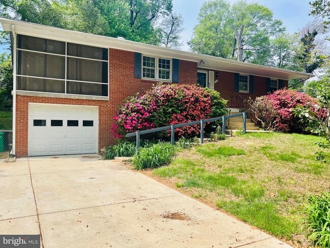 Primary Photo - 1117 Centennial Dr