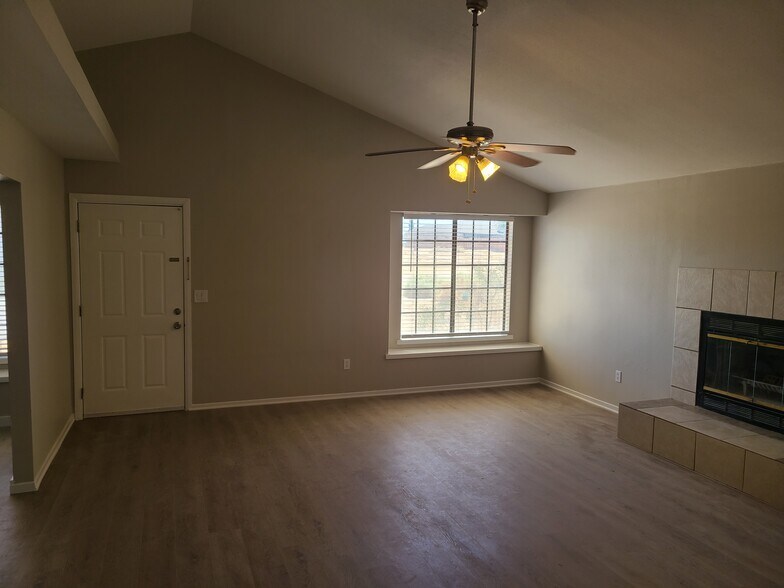 living room2 - 8567 Jimson Ave