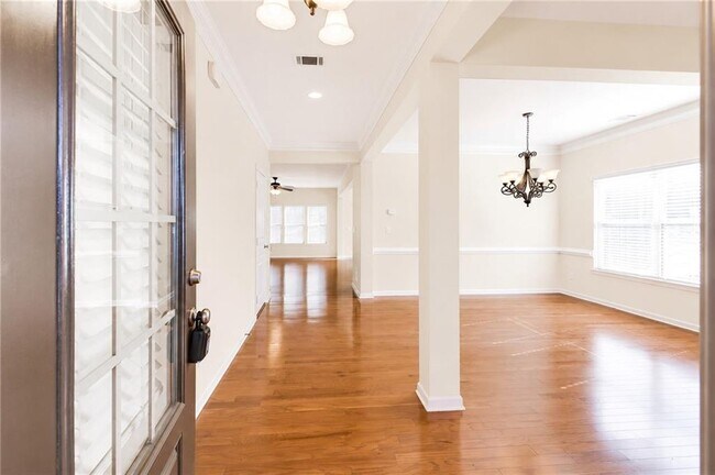 Building Photo - 7245 Rocking Horse Ln