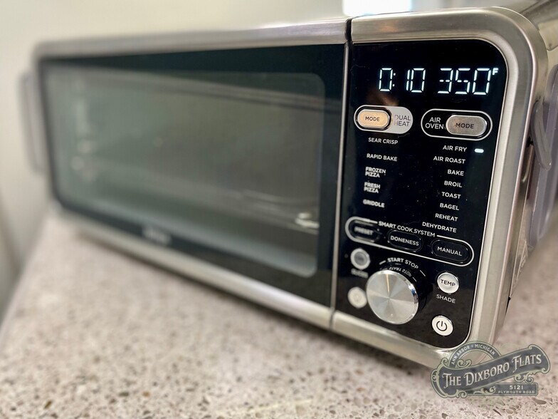 Building Photo - 5121 Plymouth Road