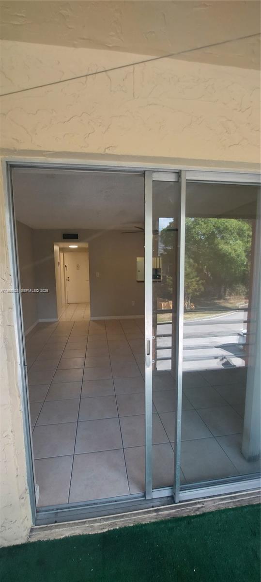 Building Photo - 4334 NW 9th Ave