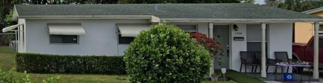 Building Photo - 1406 9th St