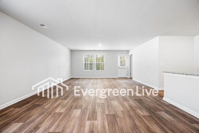 Building Photo - 1716 King Oaks Lp