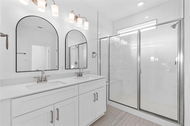 Building Photo - 1955 Settlers Glen Dr