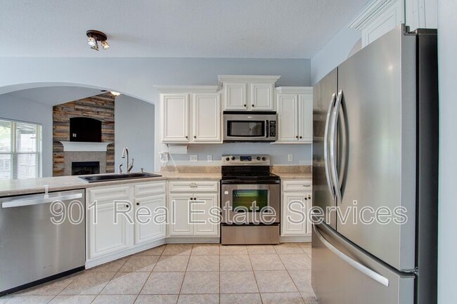 Building Photo - 7827 Anna Calla Way