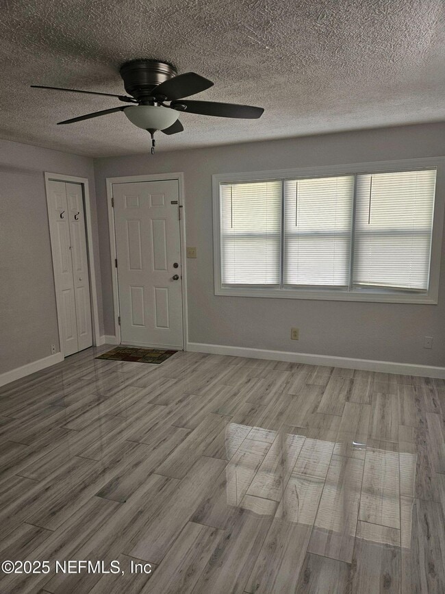 Building Photo - 442 Ameca Ave