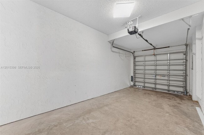 Building Photo - 16889 SW 1st Manor