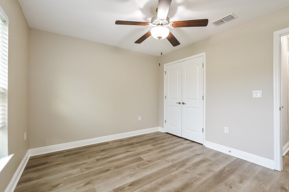 Building Photo - 7636 Sloewood Dr