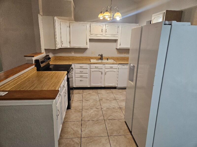 Building Photo - 1608 Bobby Lee Dr