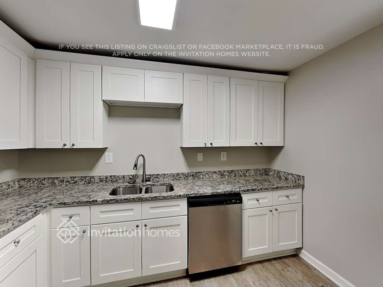 Building Photo - 5545 Gibson Dr