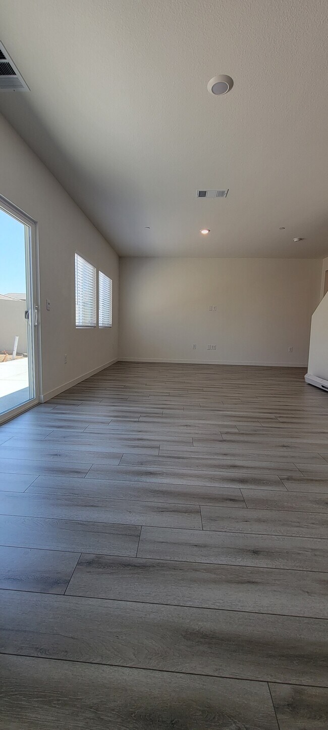 Building Photo - 8911 Osterville Wy