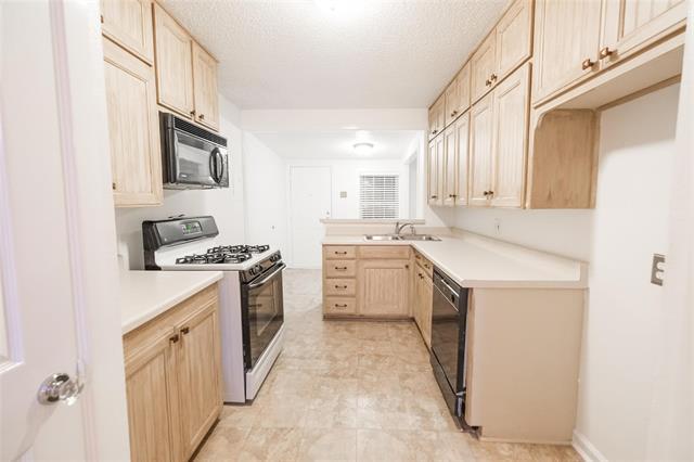 Building Photo - 3908 Dexter Ave