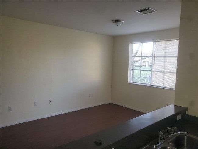 Building Photo - 6053 SW 19th Pl