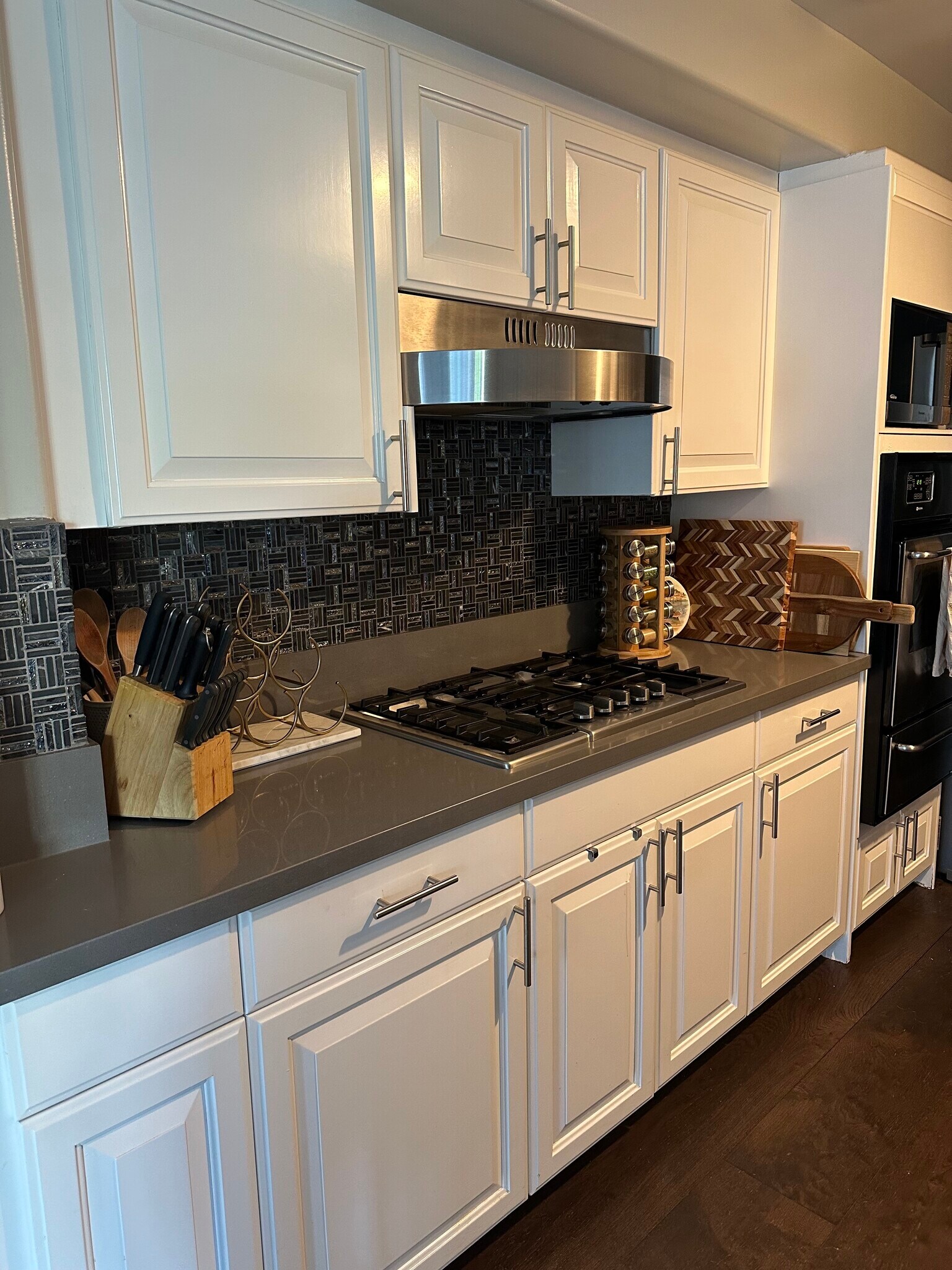 Building Photo - 1817 Selby Ave