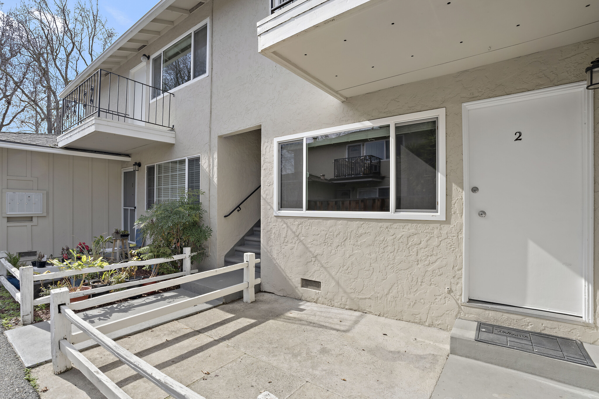 Entrance to unit - 1271 Coronado Dr