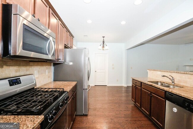 Building Photo - 438 Privet Cir