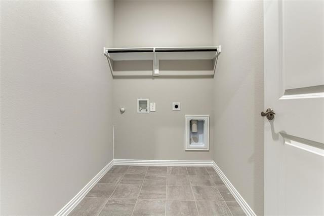 Building Photo - 612 McKenna Dr