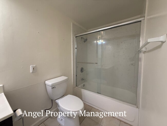 Building Photo - 6932 Richman Way